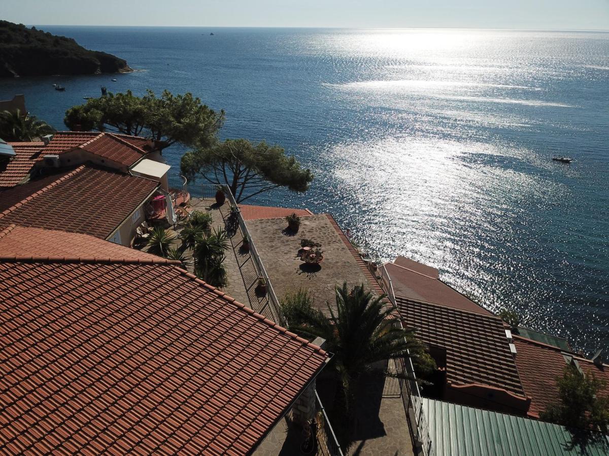 Ferienwohnung Rosa Dei Venti Capoliveri  Exterior foto