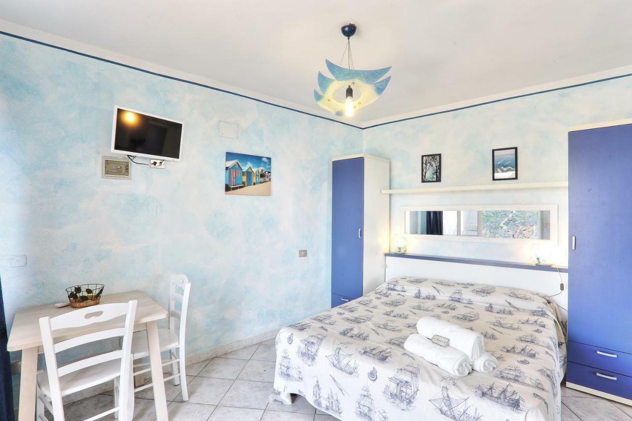 Ferienwohnung Rosa Dei Venti Capoliveri  Exterior foto